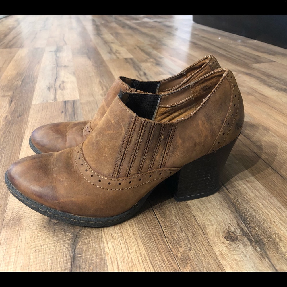 Leather shoes